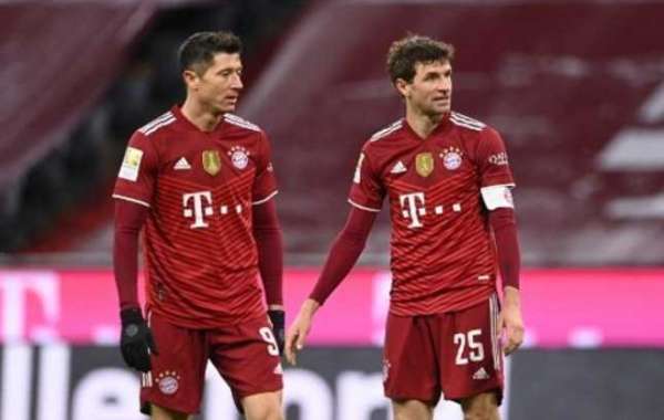 Le vétéran du Bayern Müller se classe premier en Europe pour les passes décisives, mais pas dans la meilleure équipe de 