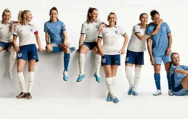 England Frauen-WM 2023 Nike Heim- und Auswärtstrikots
