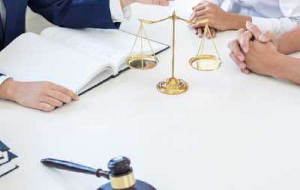 Corporate Lawyers in Delhi | Labour Court Lawyers in Delhi
