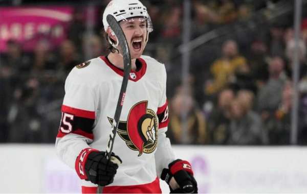 Jack Sanderson signerer en langtidskontrakt med Ottawa Senators og legger grunnlaget for lagets fremtid.