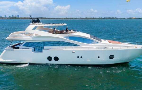 Luxuriate in the Ultimate Experience: Luxury Yacht Rental Dubai